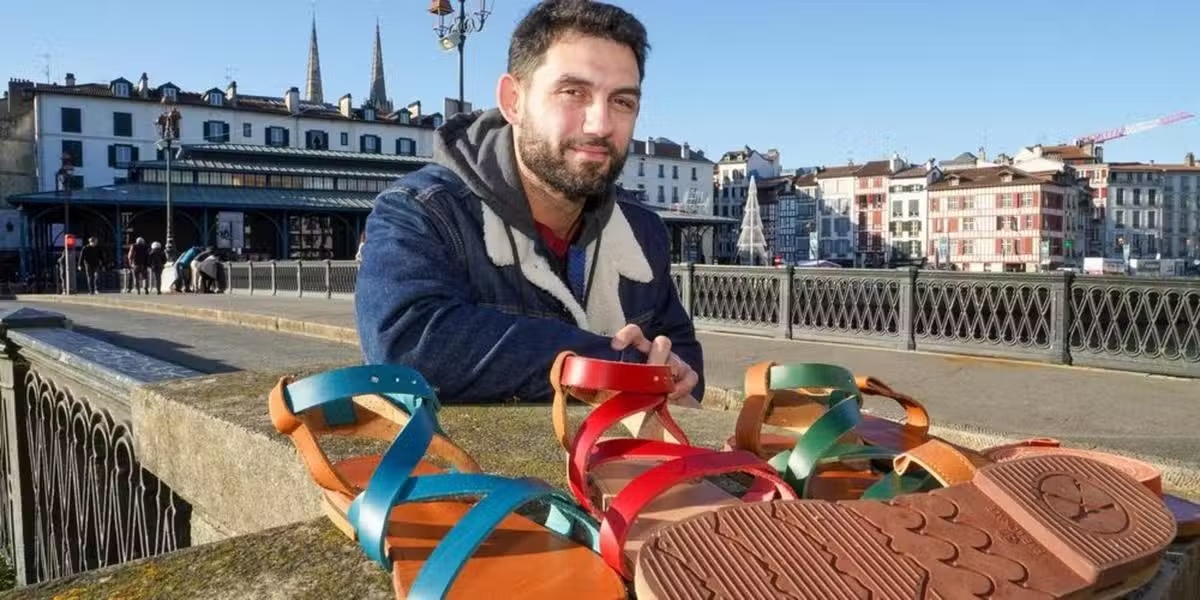 Nicolas Ferreira de Sousa va créer son entreprise d'espadrilles à Mauléon
