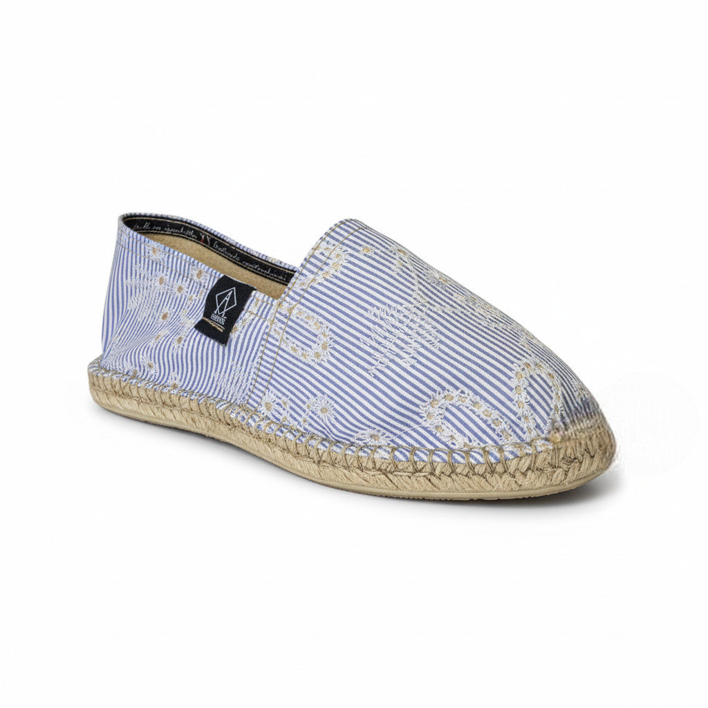 Espadrille Amaia — espadrilles bleues artisanale de Mauléon